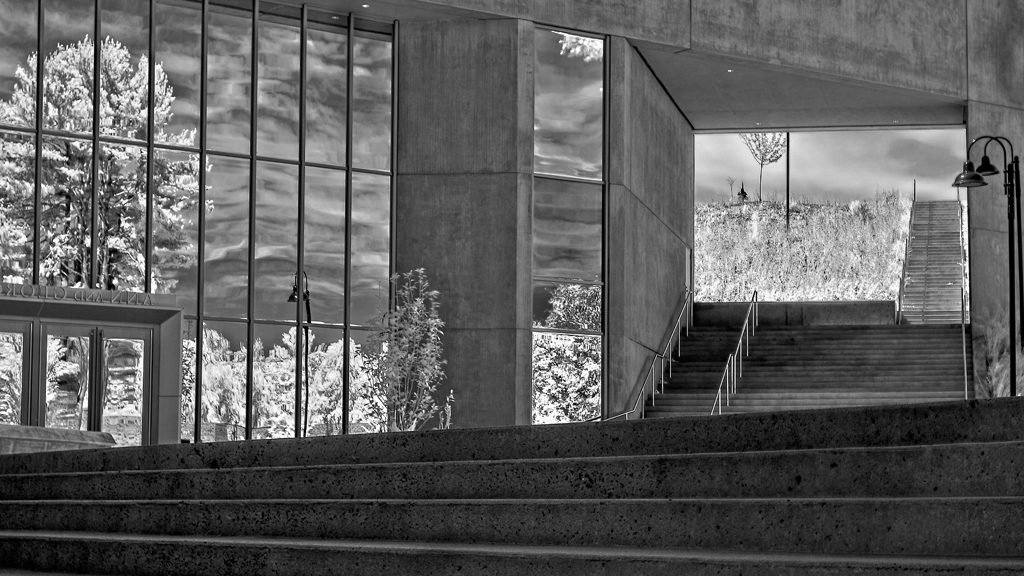 Digital B n W In Class A By Peter Montante For Tri Steps FEB-2021.jpg